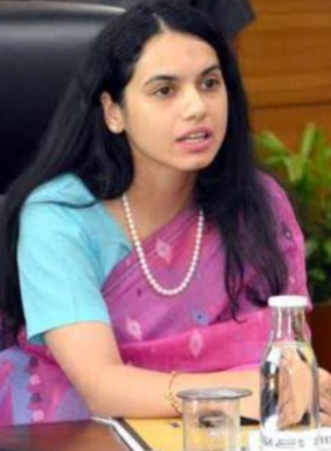 People should not make unnecessary or panic purchases of diesel and petrol - Sakshi Sahni